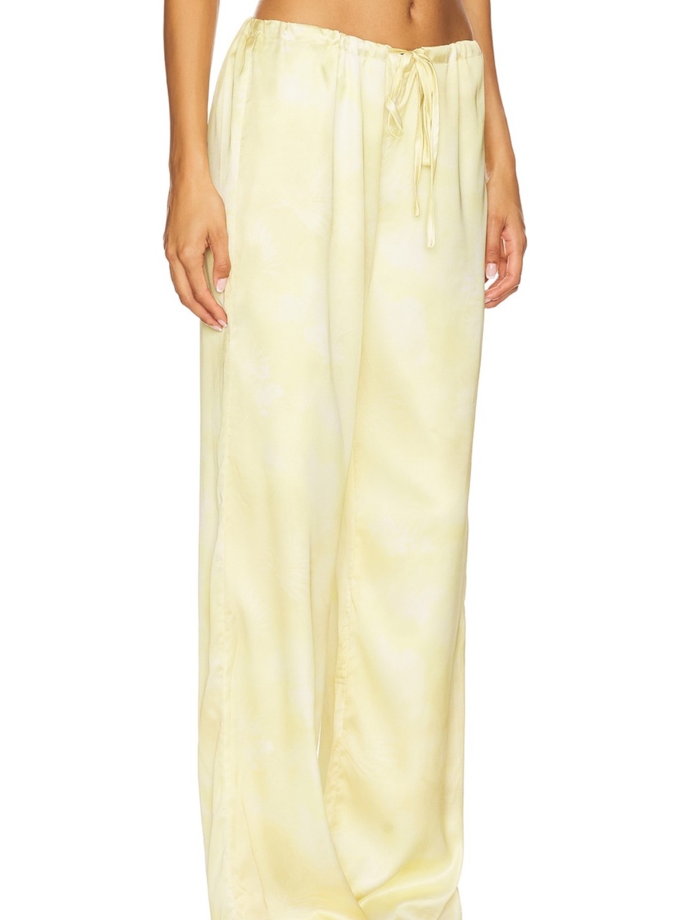 SNYDs by Revolve - Lyra Print Pant in Panna Cotta - Picture 2 of 3